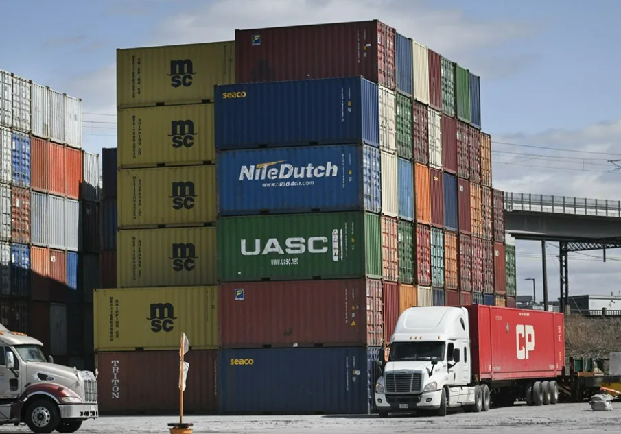 Fracasan las negociaciones de EU con Canadá y entran en vigor los aranceles de 50 por ciento