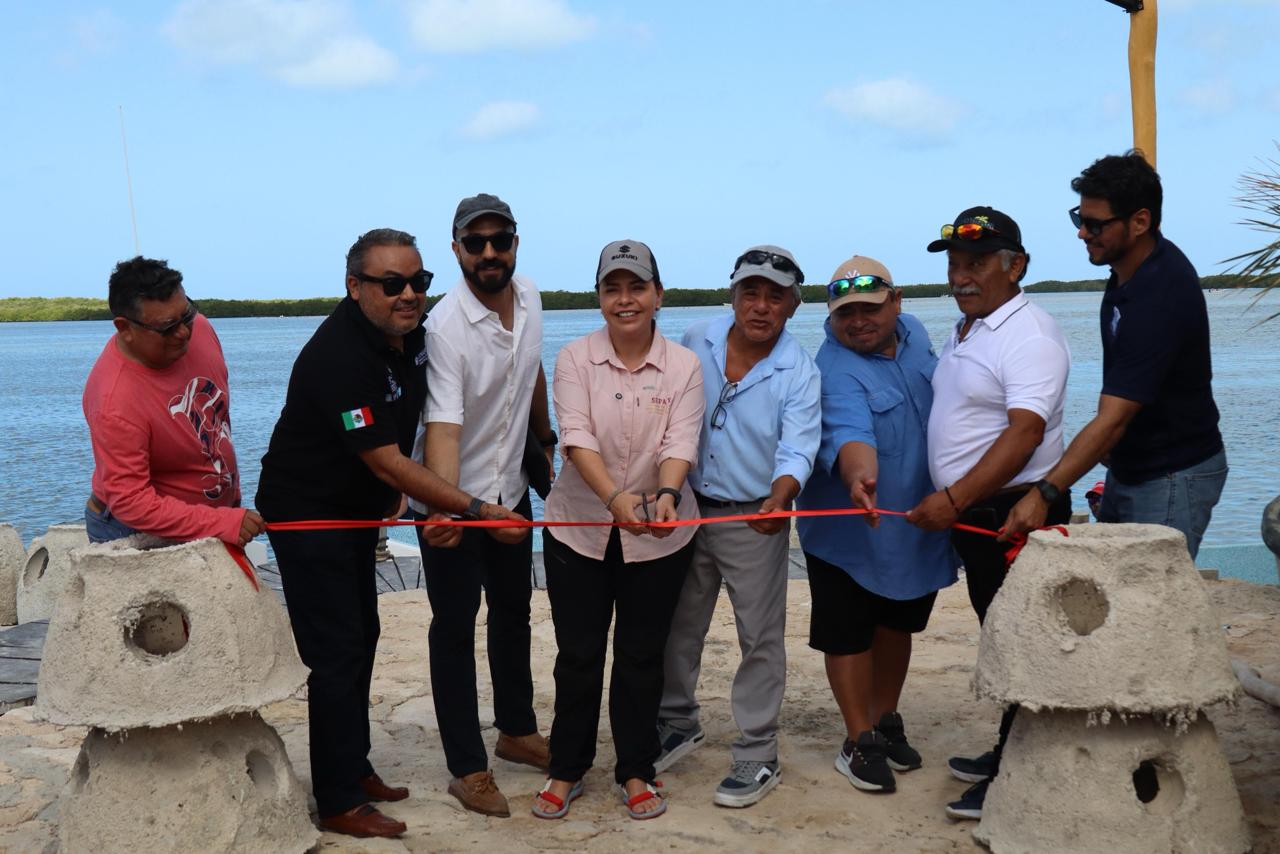 Inicia formación del primer arrecife artificial en Río Lagartos