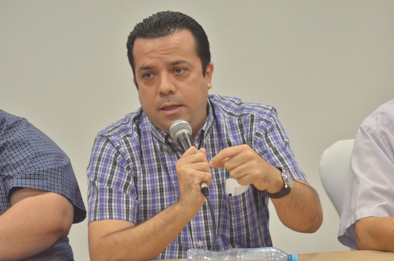 En riesgo conformación de frente a nivel local: David Barrera