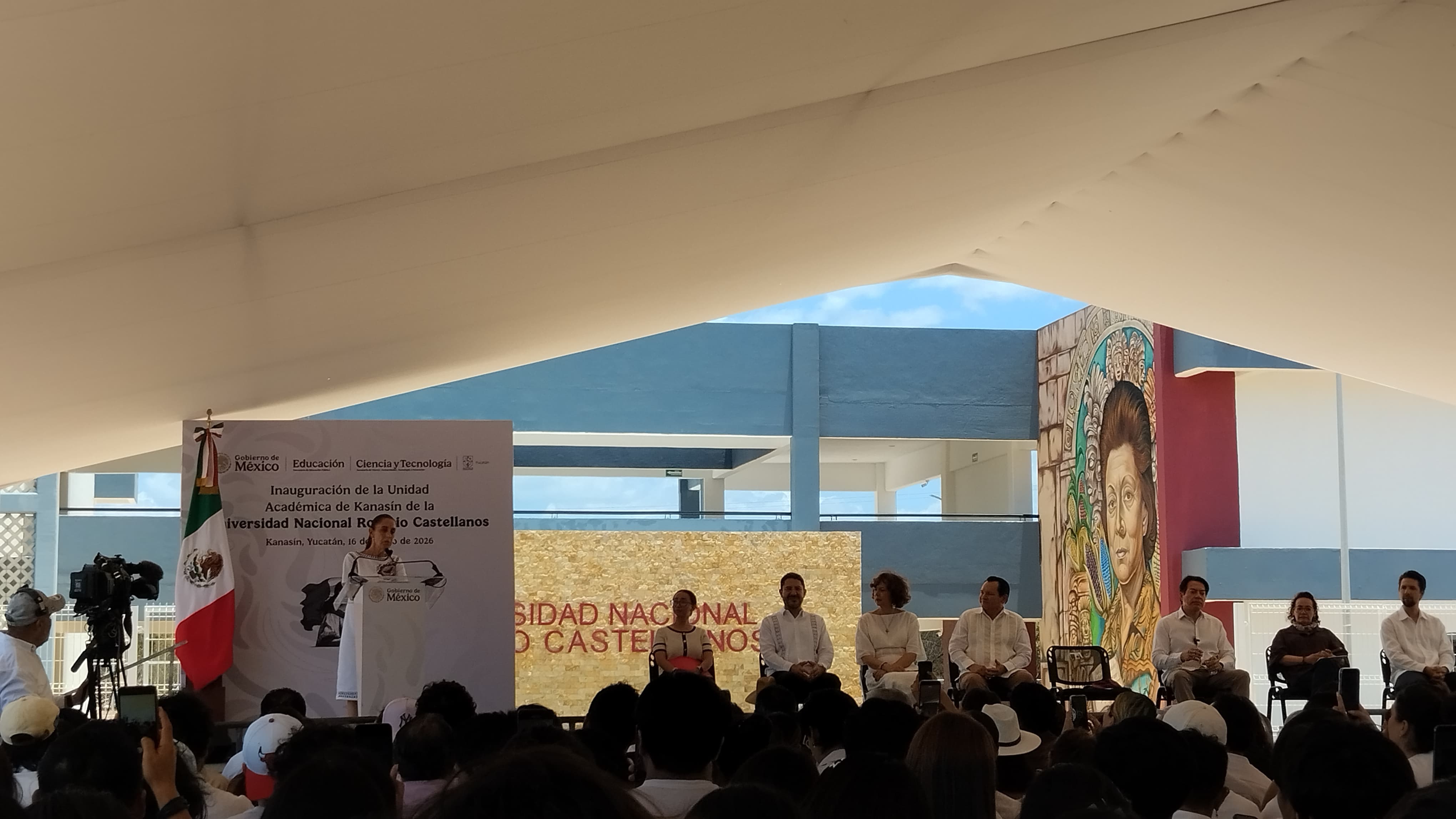 Solicita gobernador Díaz Mena ayuda a la presdienta Sheinabum para Plan Renacimiento para Mérida 
