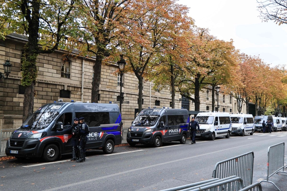 París: atentado de probable islamofobia deja un muerto y 5 heridos