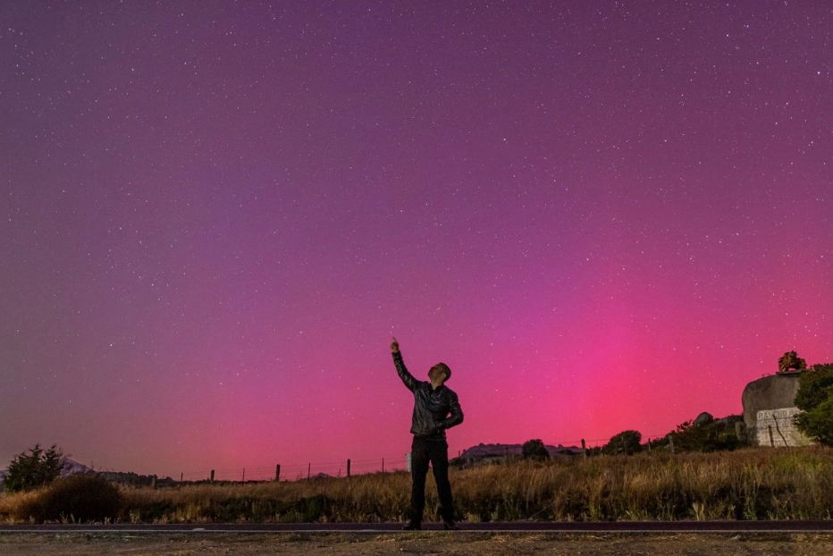 Fenómeno de auroras boreales sorprende a habitantes de todo el norte de México: Conoce la razón