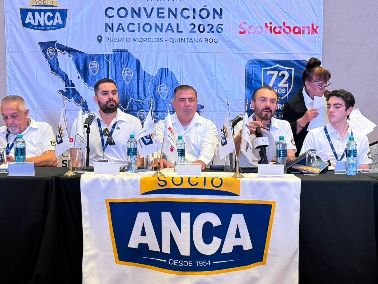 Solicitan a las autoridades regular venta de autos seminuevos en tianguis
