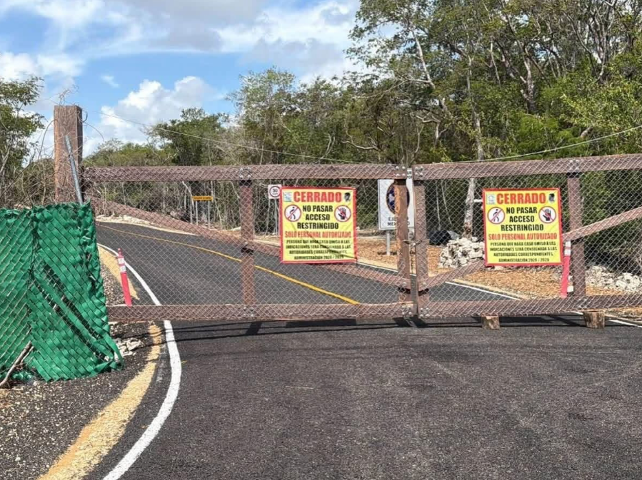 Ejército cierra carretera Jacinto Pat, tramo que atraviesa el sistema Sac Actun de QRoo