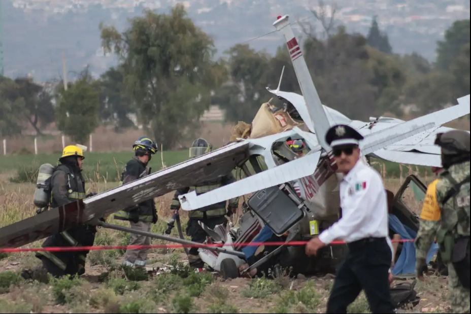 Mueren cuatro personas tras desplome de avioneta en Huejotzingo, Puebla