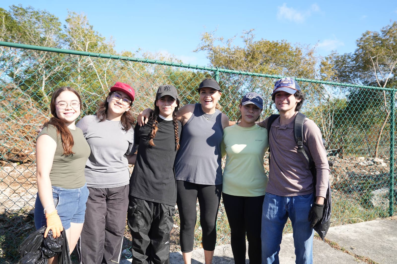 Alcaldía de Mérida y ciudadanía colaboran para rescatar espacios verdes en el fraccionamiento Las Américas