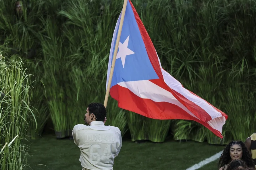 Duolingo registra aumento de 35 por ciento de alumnos de español tras actuación de Bad Bunny en el Super Bowl