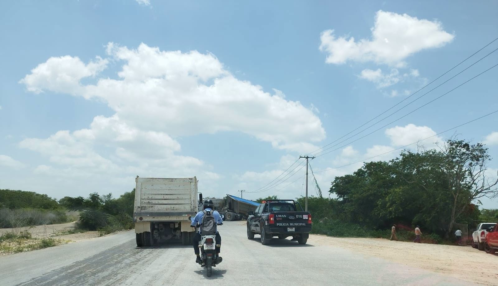 Pese a conflictos contra minería, alistan banco de material pétreo en Hotzuc, Umán
