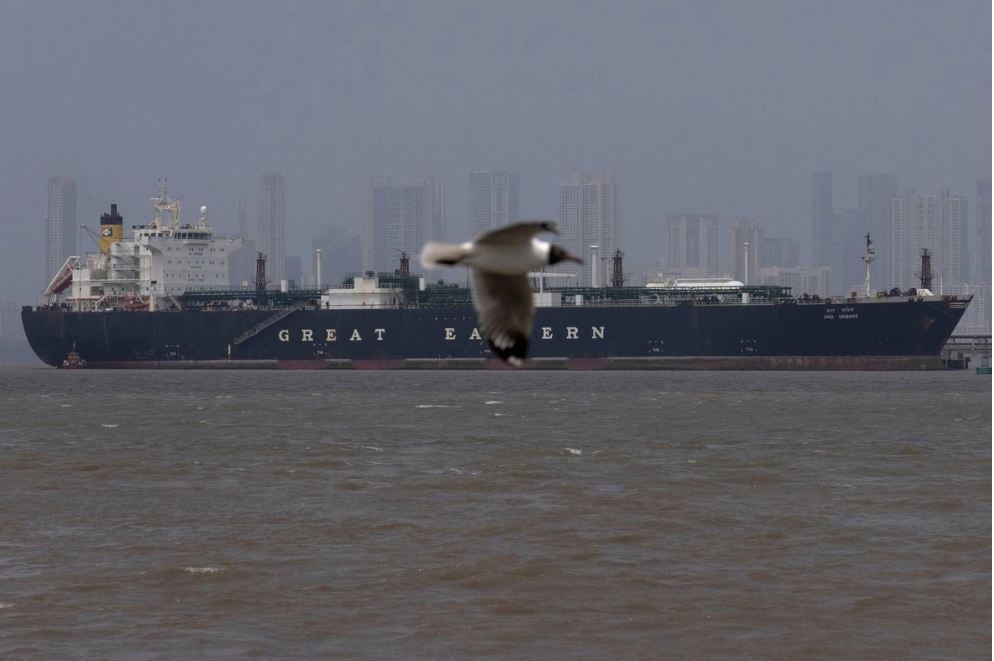 Irán permite a barcos iraquíes cruzar libremente por el estrecho de Ormuz