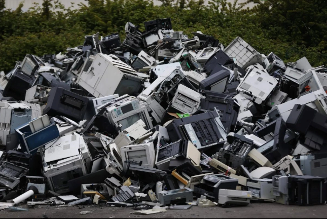 México, entre los 10 países que más basura electrónica generan, revela la UNAM