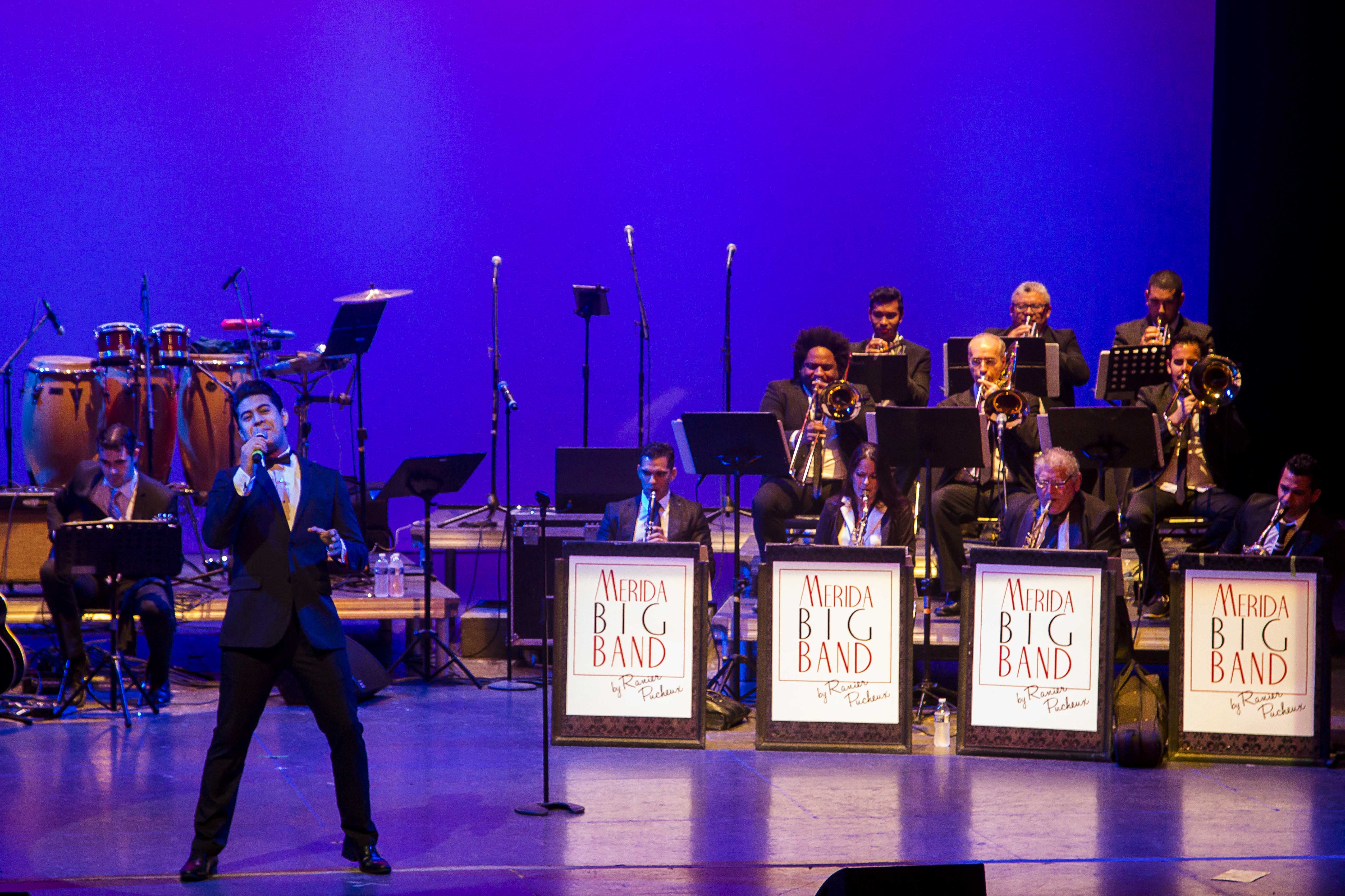 La Mérida Big Band derrochó romance en el Peón Contreras