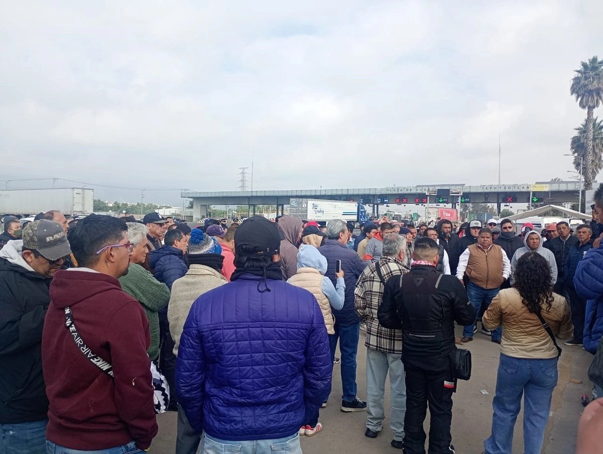 Bloqueo en la México-Querétaro: transportistas exigen aparición de Fernando Galindo