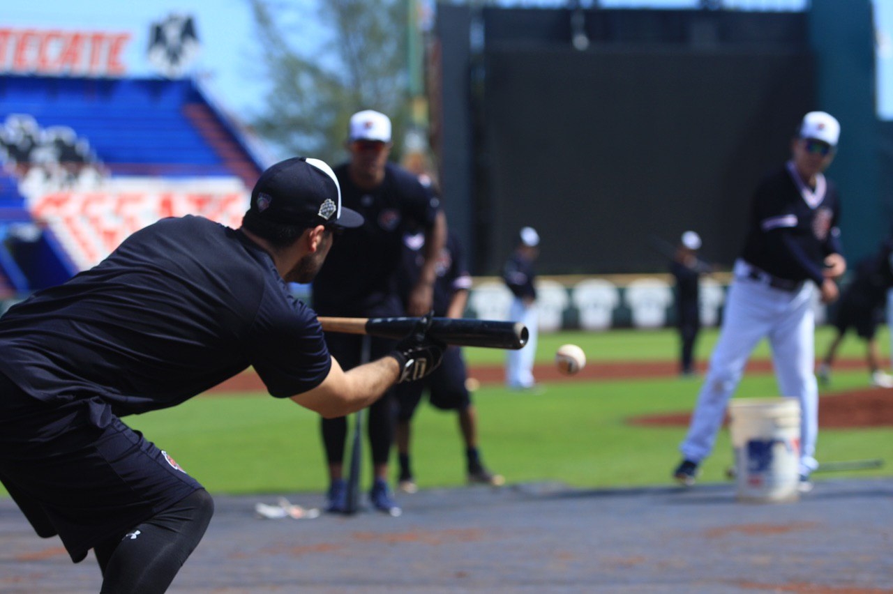Gran participación en la Primera Feria del Queso de Bola en Mérida