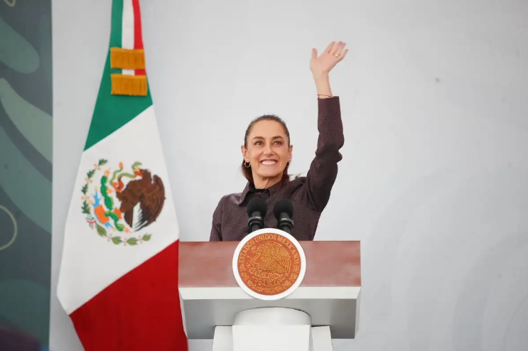 Sheinbaum regala 25 boletos a alumnos de prepas públicas para el México-Portugal de este sábado