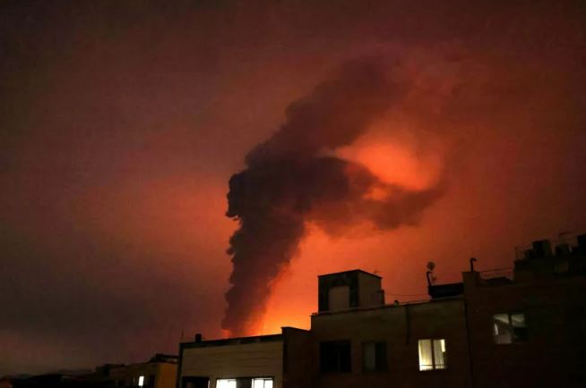 Bajo las bombas, Irán elige al sucesor de Alí Jamenei