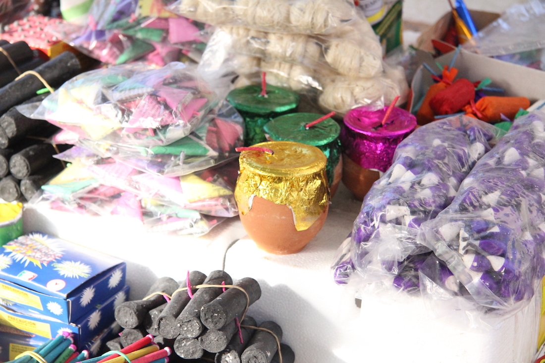 Vendedores de bombitas esperan capacitación