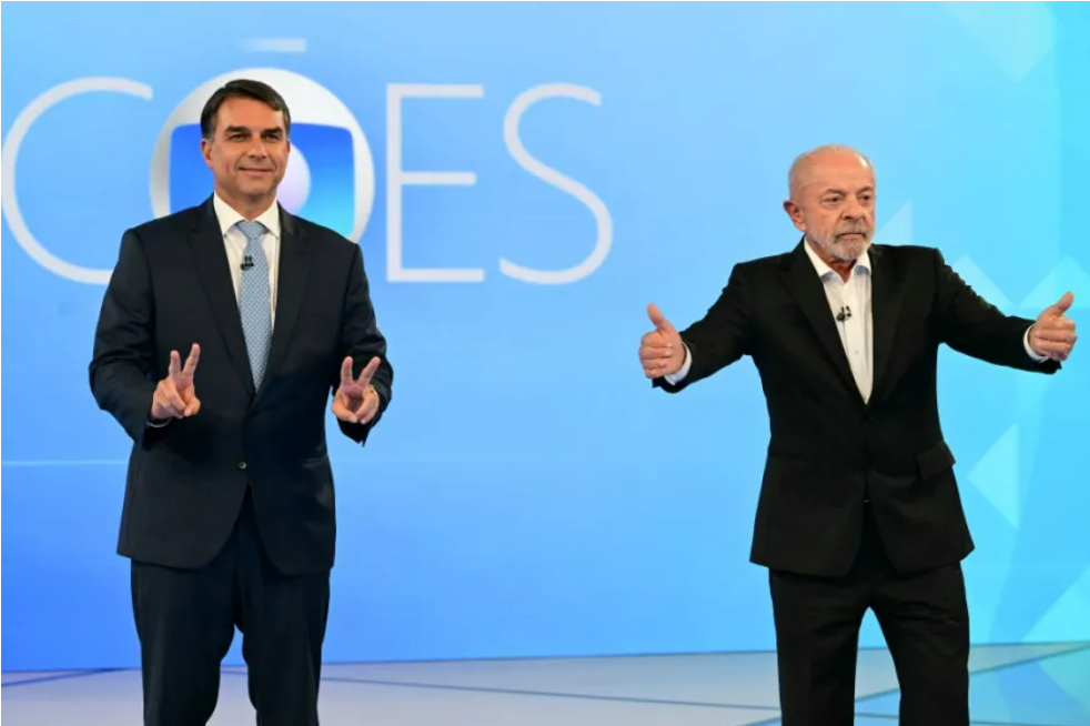 Lula y Bolsonaro moderan el tono en último debate para captar indecisos en Brasil