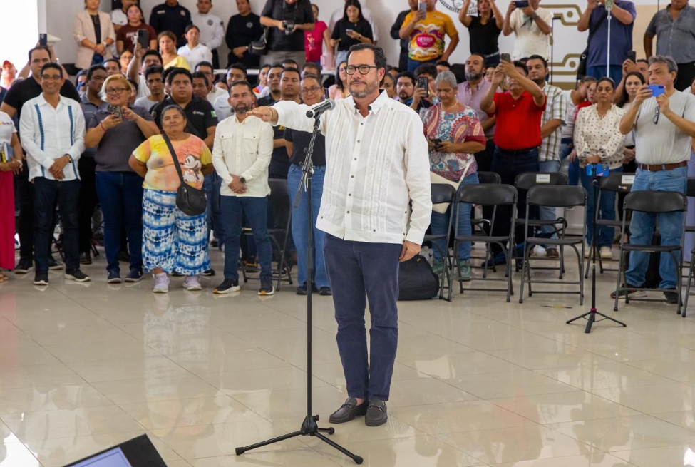 Guillermo Brahms rinde protesta como nuevo tesorero municipal de Playa del Carmen