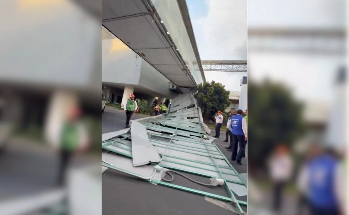 Cae techumbre de puente peatonal de Terminal 1 del AICM; hay una automovilista afectada