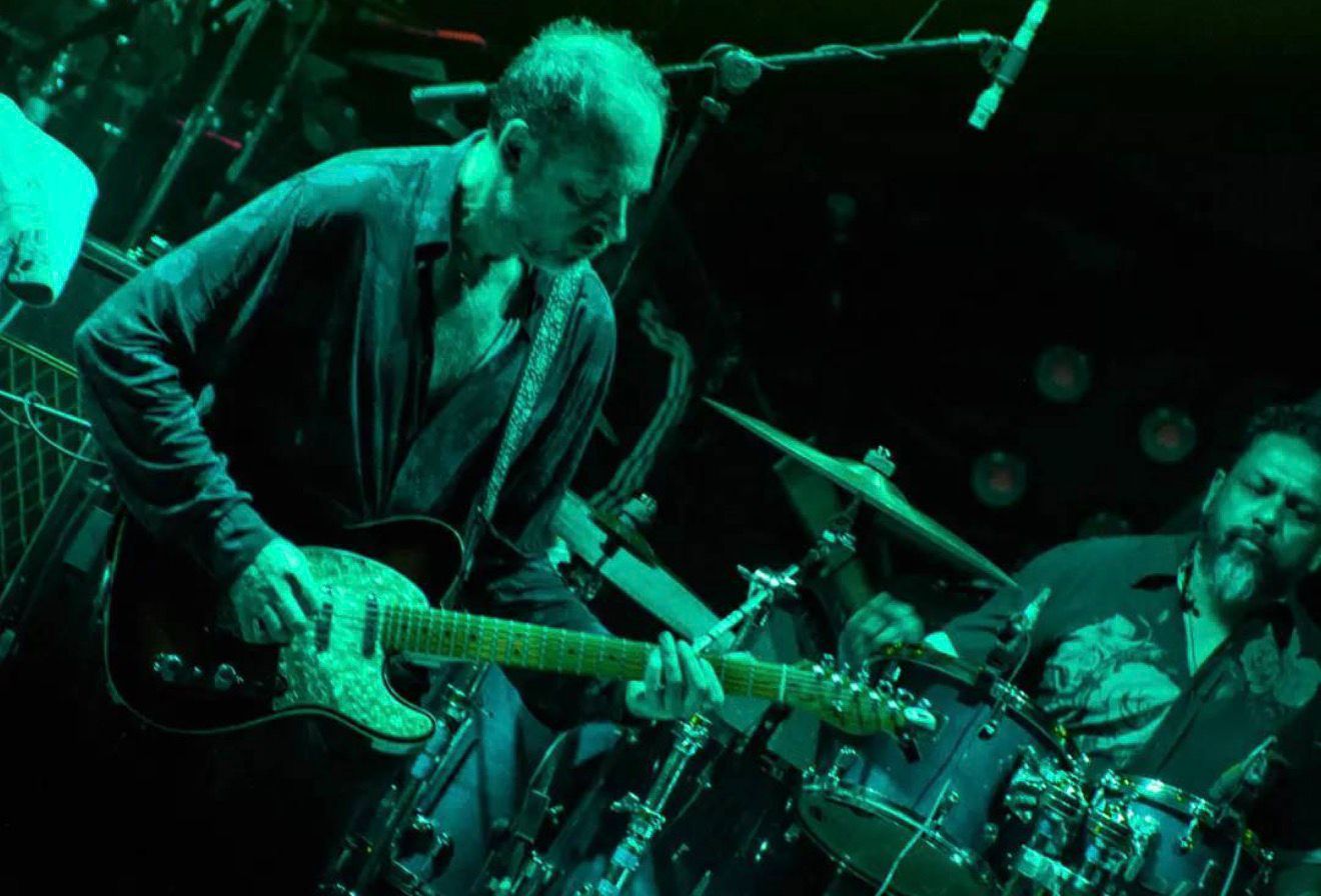 Alejandro Marcovich, ex guitarrista de Caifanes, se encuentra en coma tras sufrir derrame cerebral