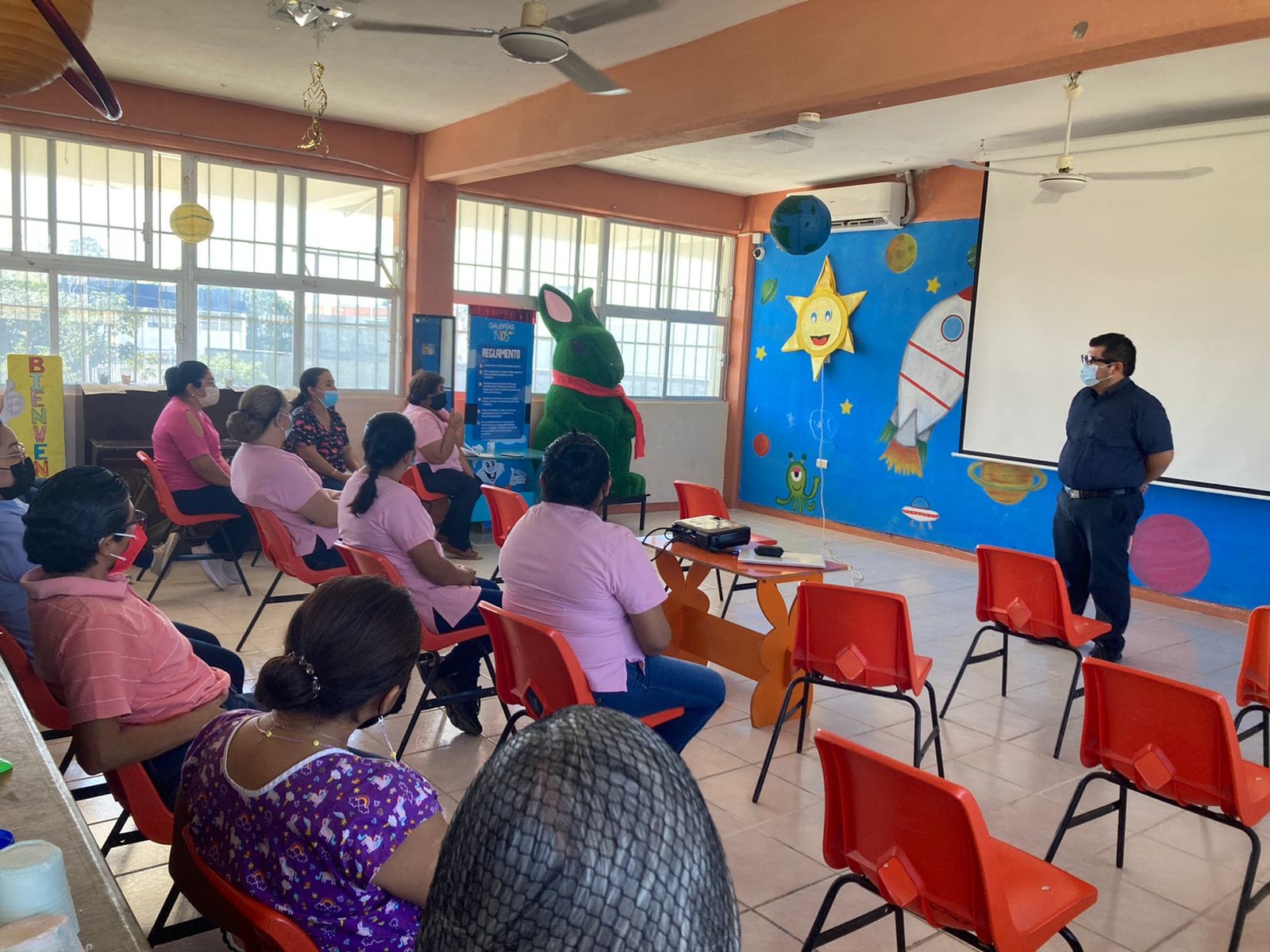 Campeche: Padres de familia acusan de encumbrimiento en caso de violencia en el CAI 5