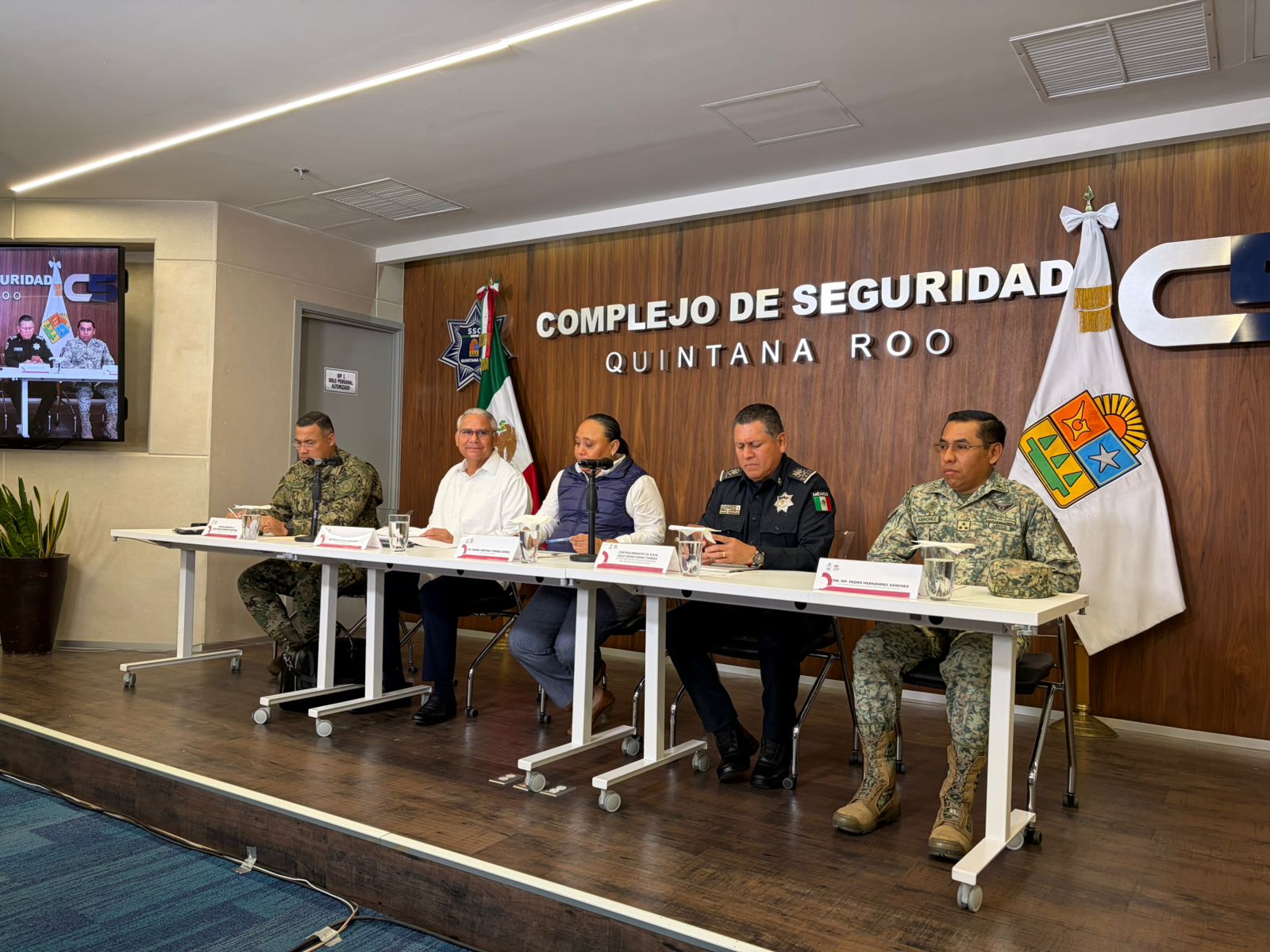 Desmantelan call center clandestino en Cancún