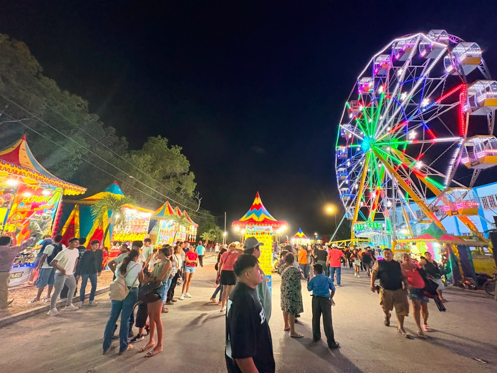 Cierran calles en Tulum con motivo de la Feria de Verano