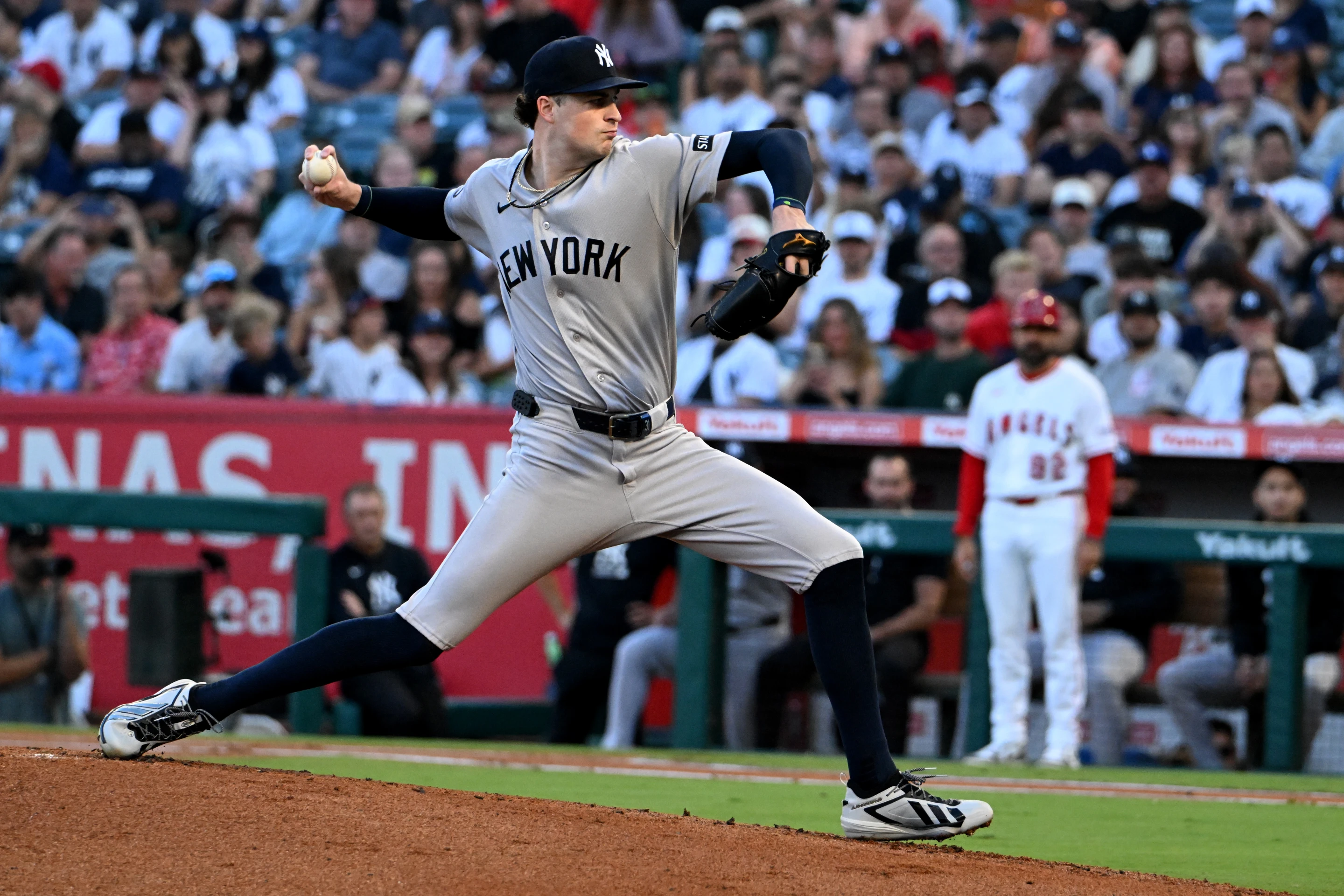Schlittler, firme candidato al premio Cy Young, brilla en un éxito yanqui