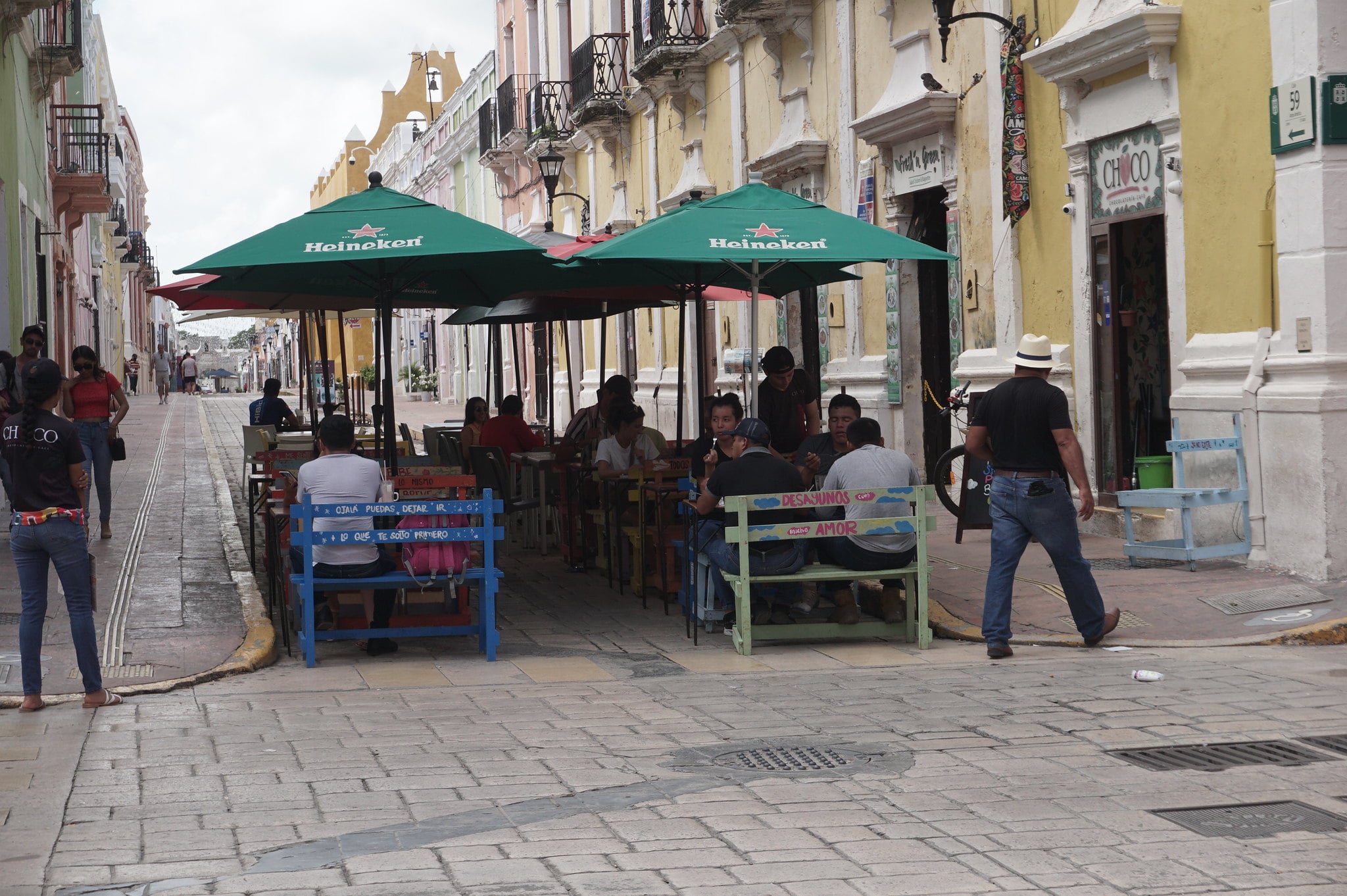 Restauranteros reportan caída de ventas en temporada de verano en Campeche