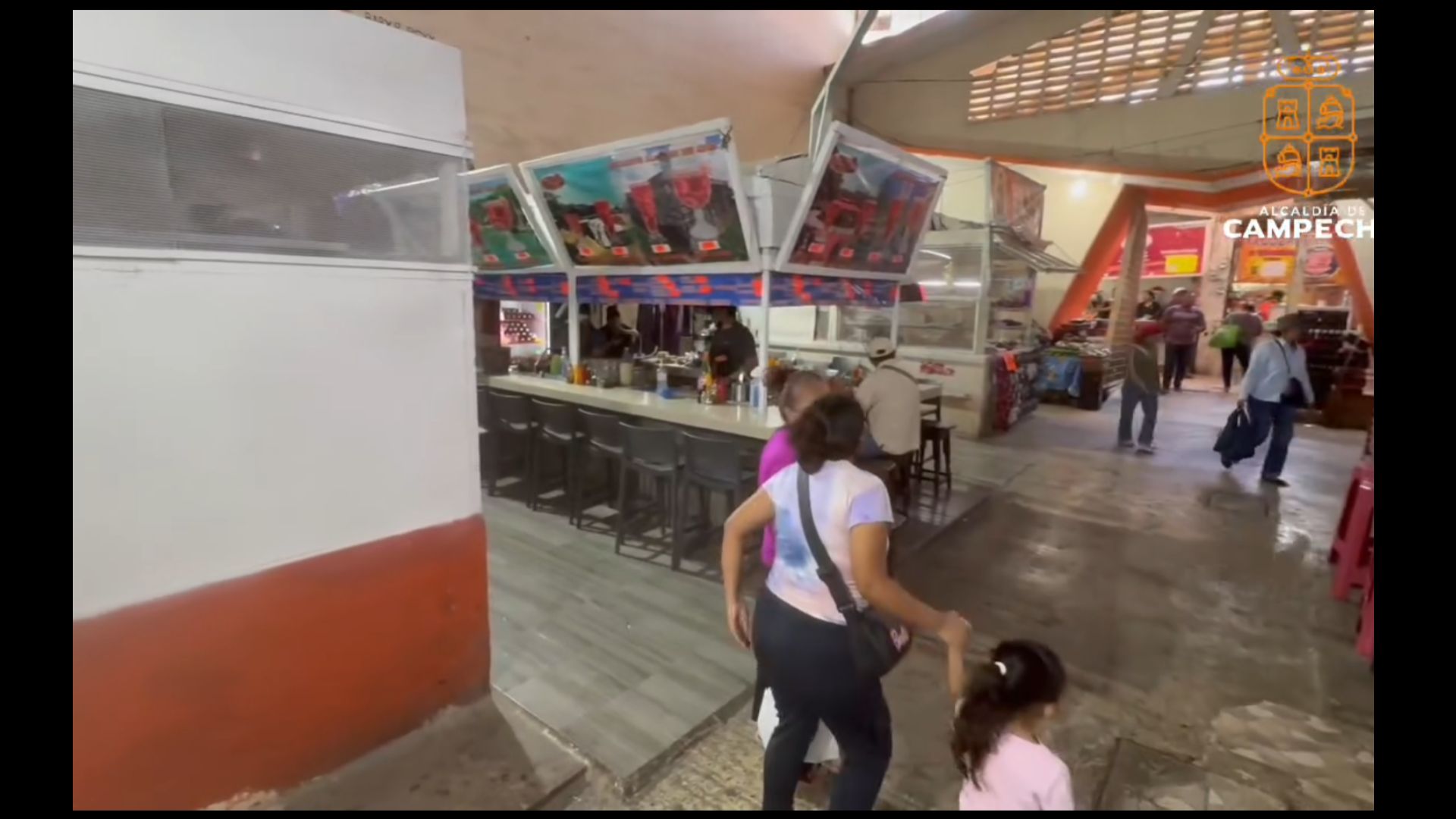 Alcaldía de Campeche rehabilitará pisos del frente del mercado “Pedro Sáinz de Baranda”