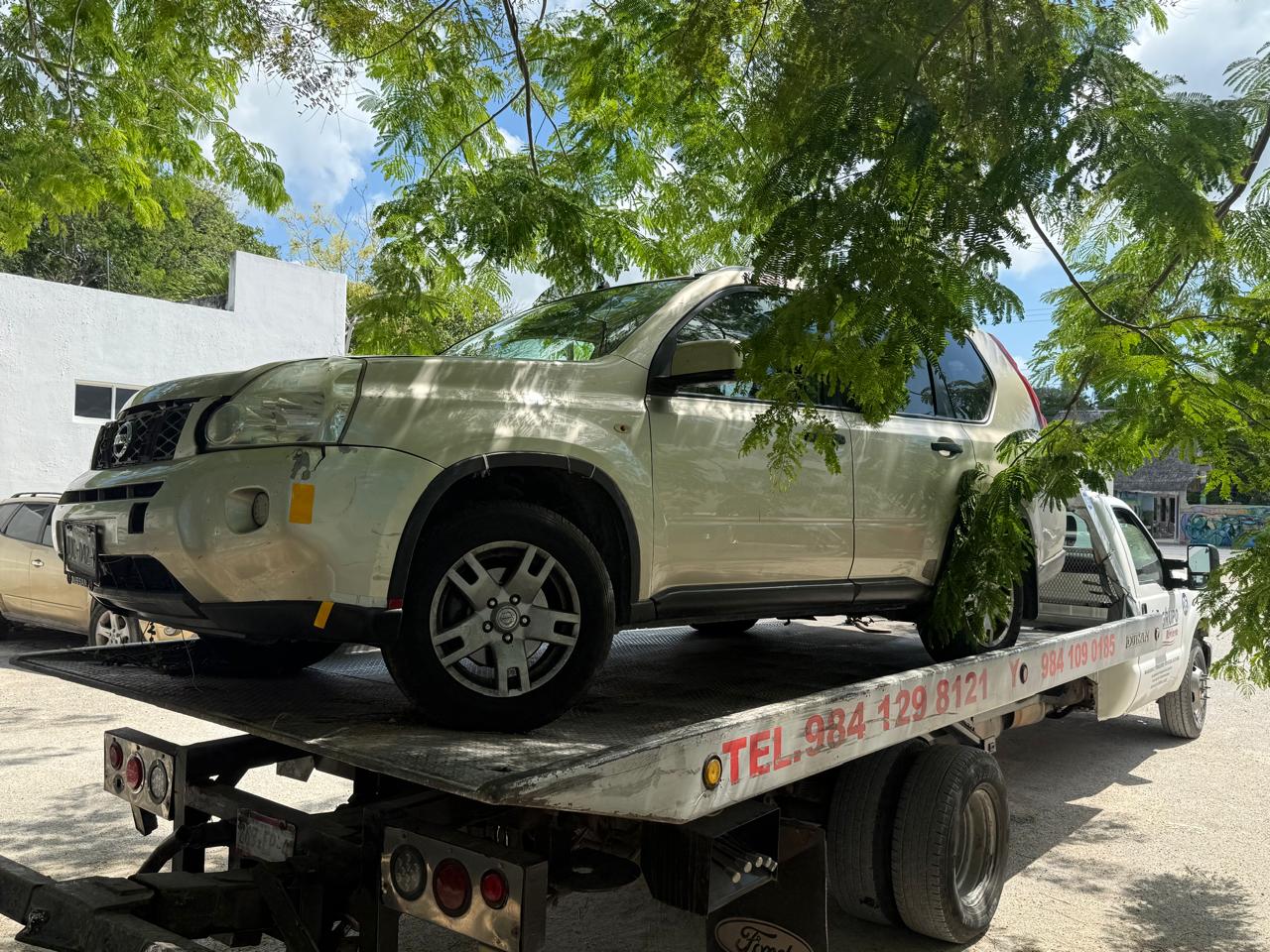 Aseguran camioneta con drogas y cargadores con cartuchos útiles de arma de fuego en Tulum