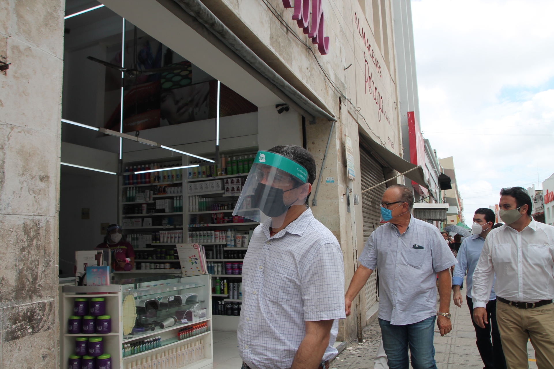 Para Michel Salum, iniciativa de Mauricio Vila quita carga a las empresas