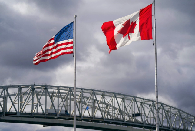 Disputa comercial se intensifica: Ontario amenaza con cortar el suministro eléctrico a EU