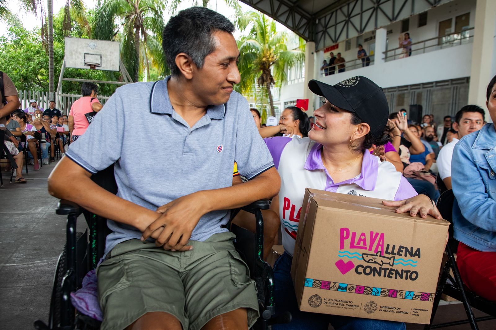 3 mil familias reciben su despensa del programa Playa Llena, Corazón Contento