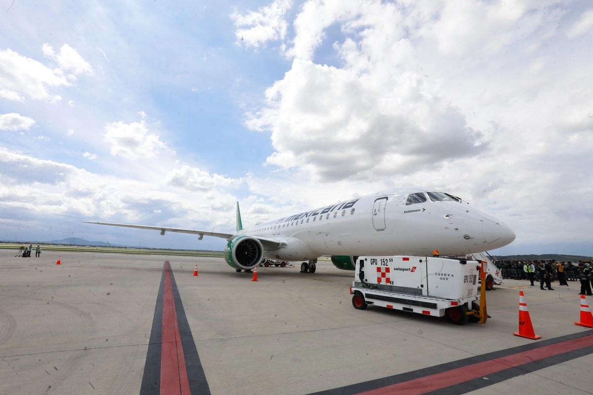 Sheinbaum rechaza cancelación de vuelos del AIFA hacia EU; ''A México se le respeta'', dice