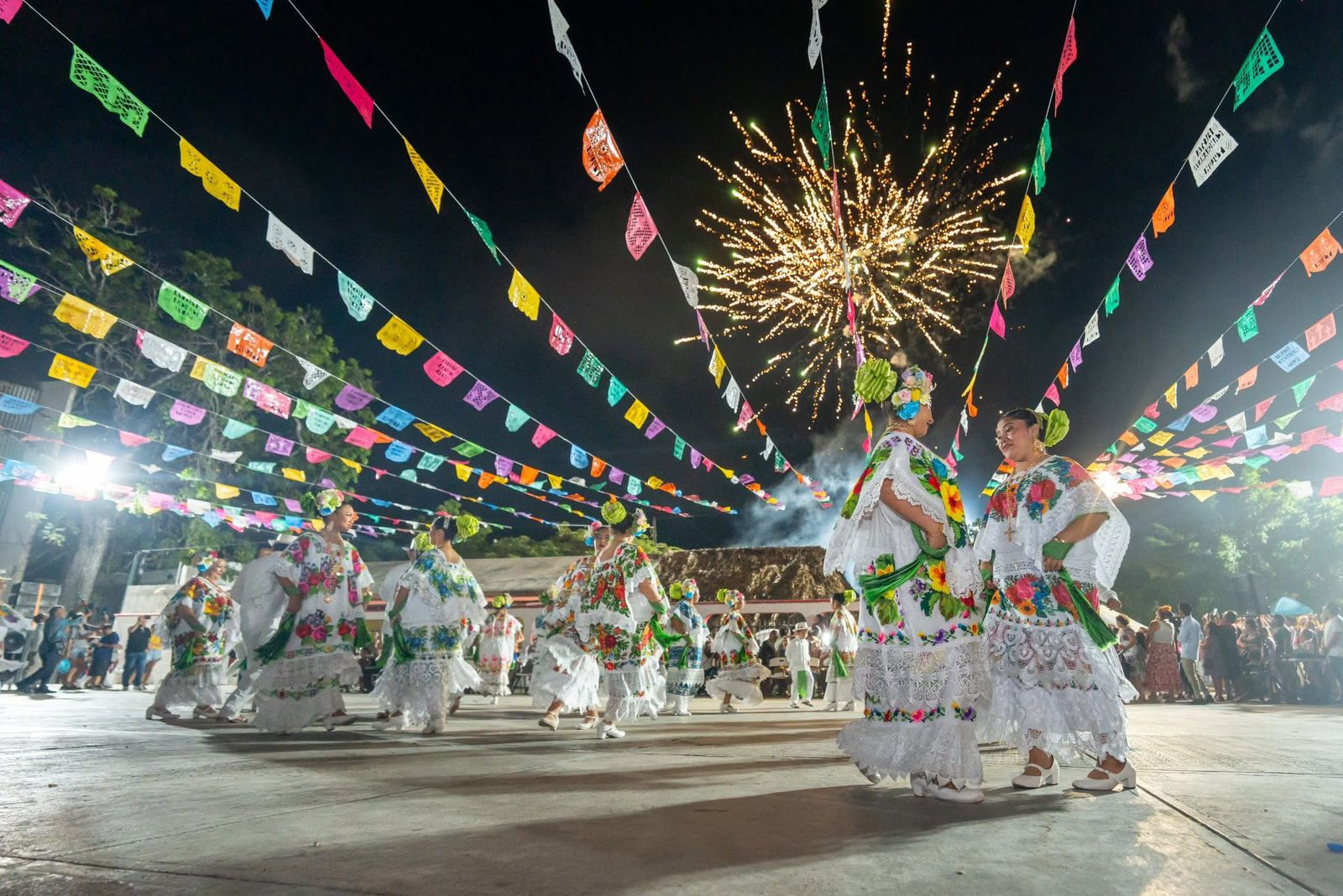 Inicia la tradicional Feria de la Cancha Maya, en Tulum