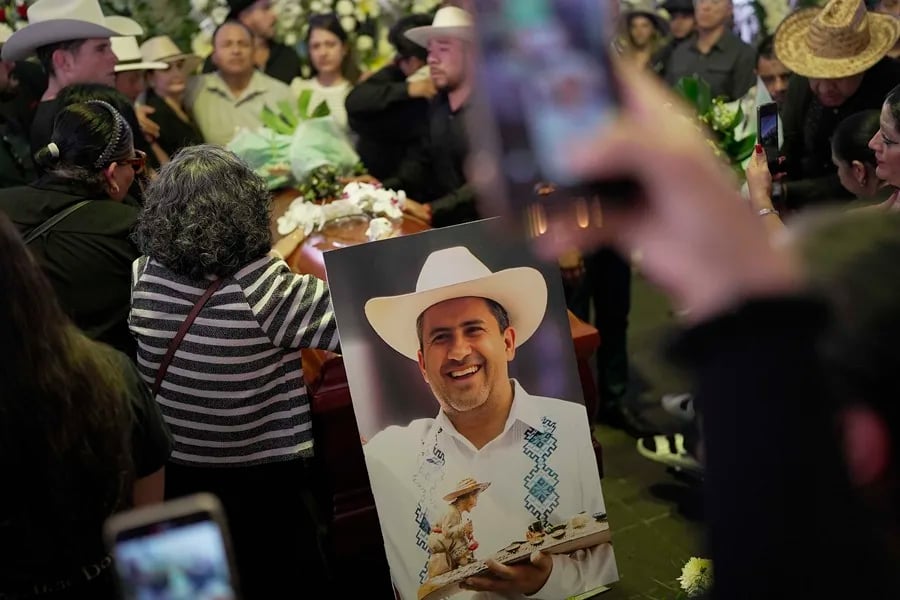 Oportunismo coyuntural de la derecha