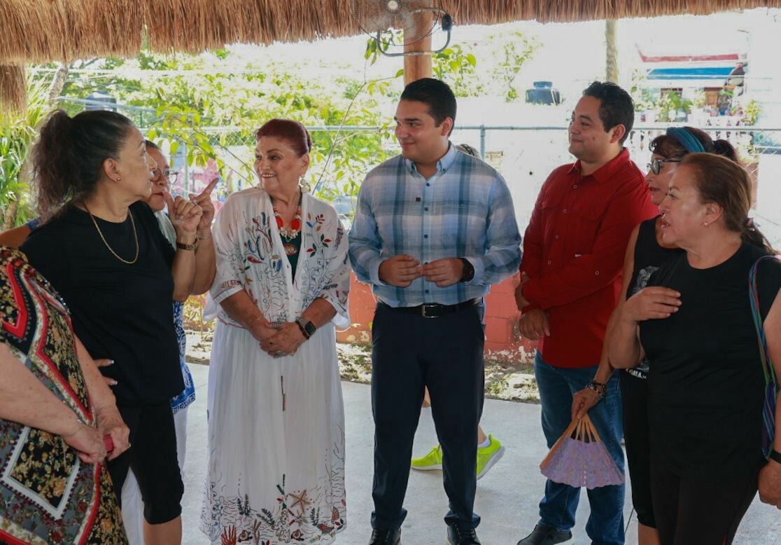 Restauran palapa del Club del Adulto Mayor de Playa del Carmen