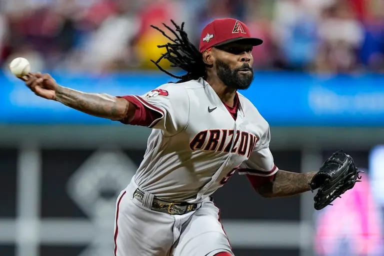 El dominicano Miguel Castro se ve bien en sesiones de bulpén