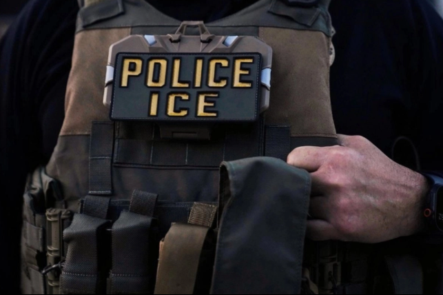 ICE deporta a México a presunto integrante del 'cártel' Santa Rosa de Lima buscado por homicidio