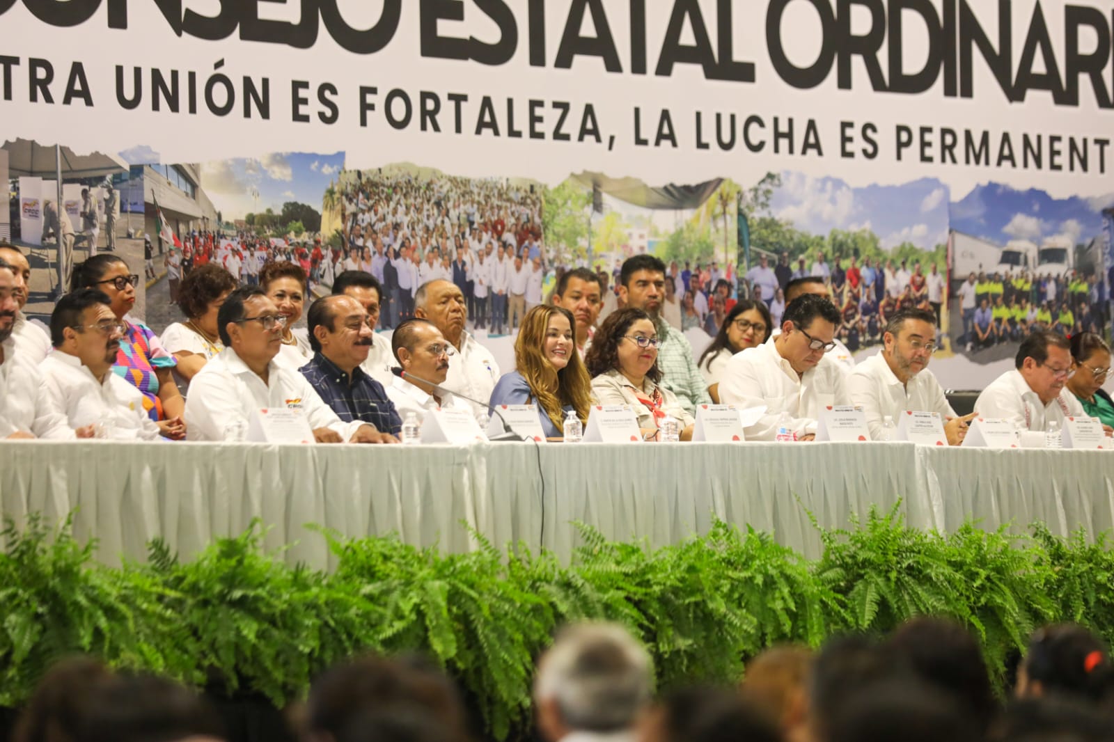 Ayuntamiento de Mérida refrendó compromisos con trabajadores y productores yucatecos