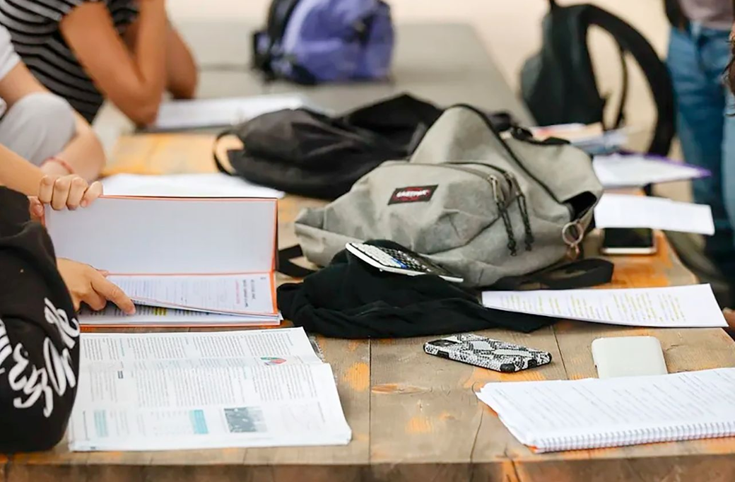A la escuela sin pantallas
