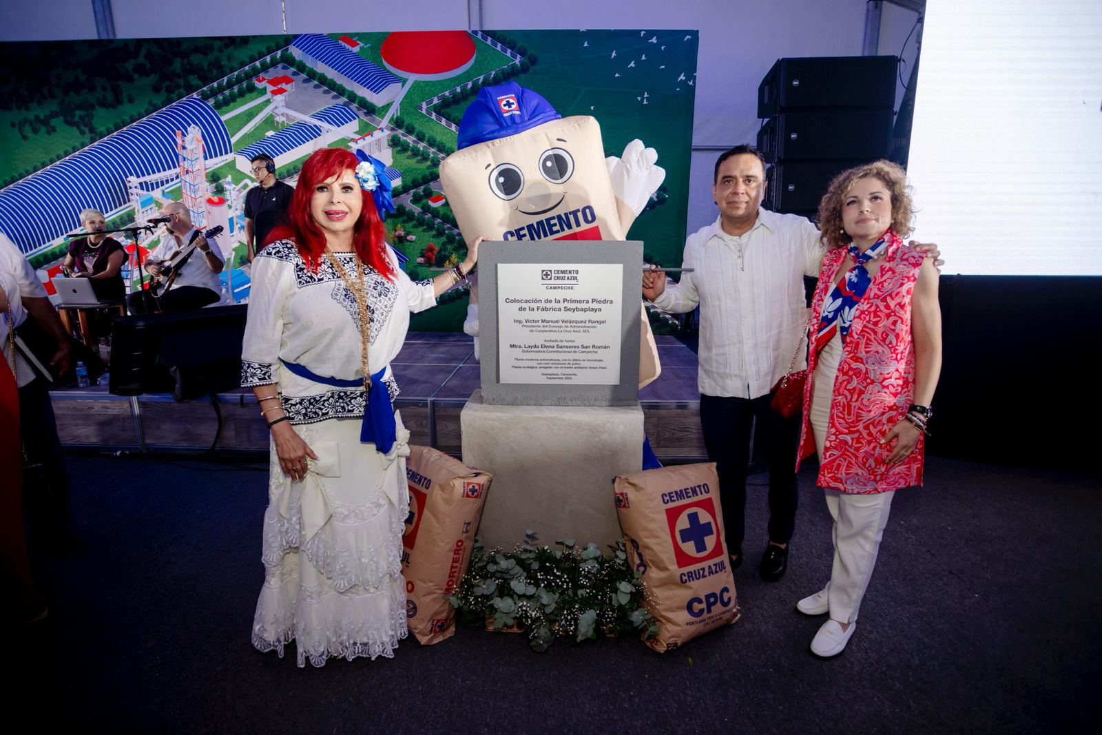 Inicia Cruz Azul construcción de fábrica cementera en Seybaplaya