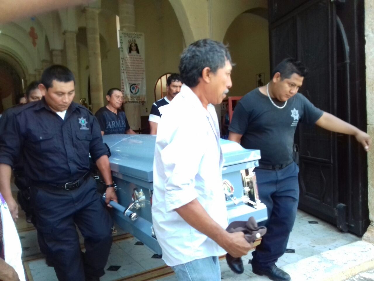 Recibió siete balazos