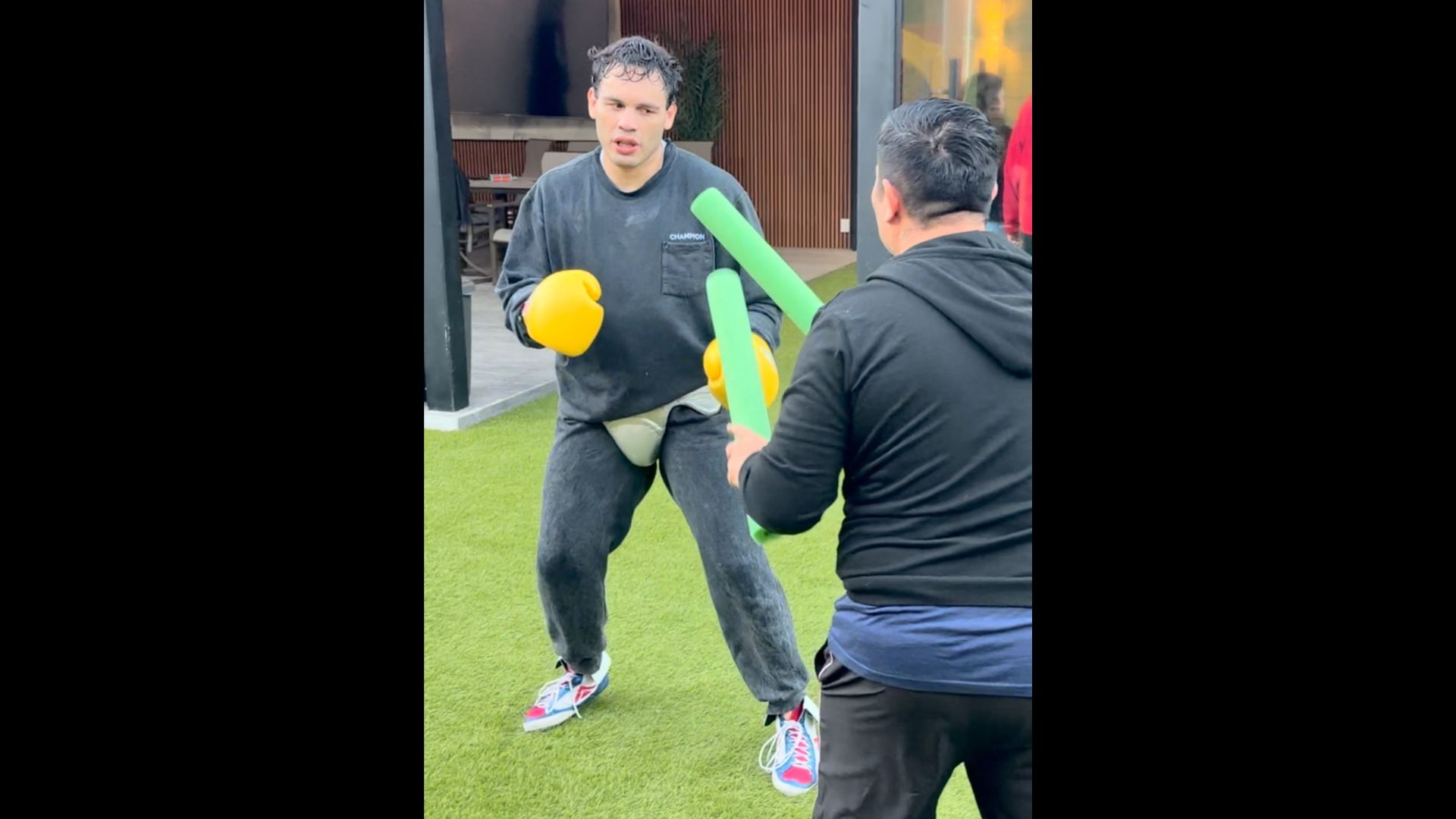 Seis meses después de su arresto y deportación, Chávez Jr. vuelve al ring