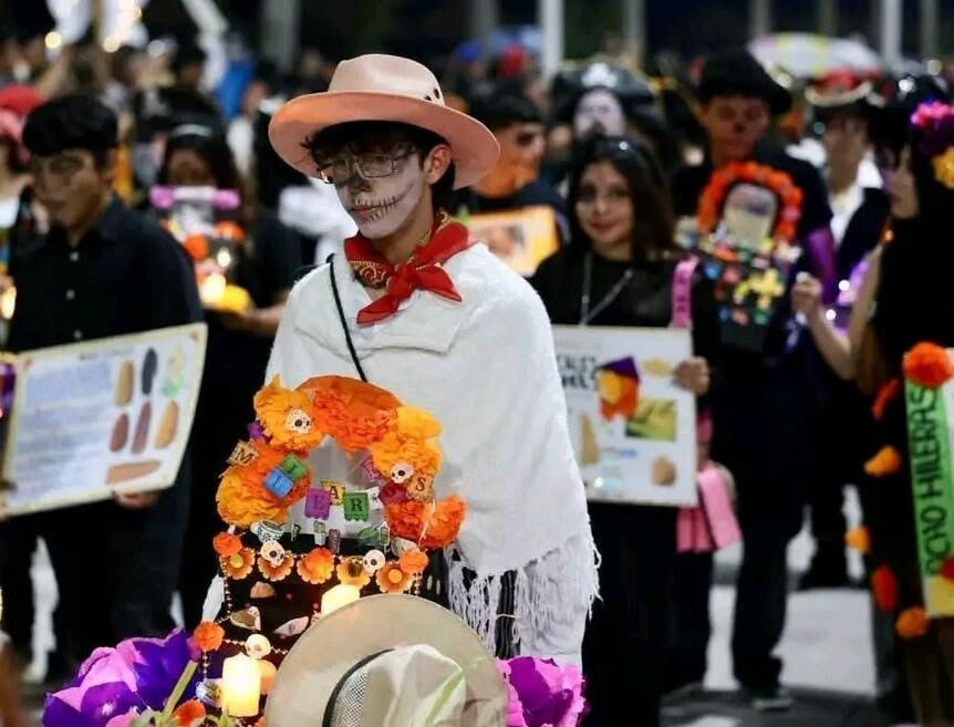 Campeche: Alumnos del CETMar realizan Paseo de las Ánimas