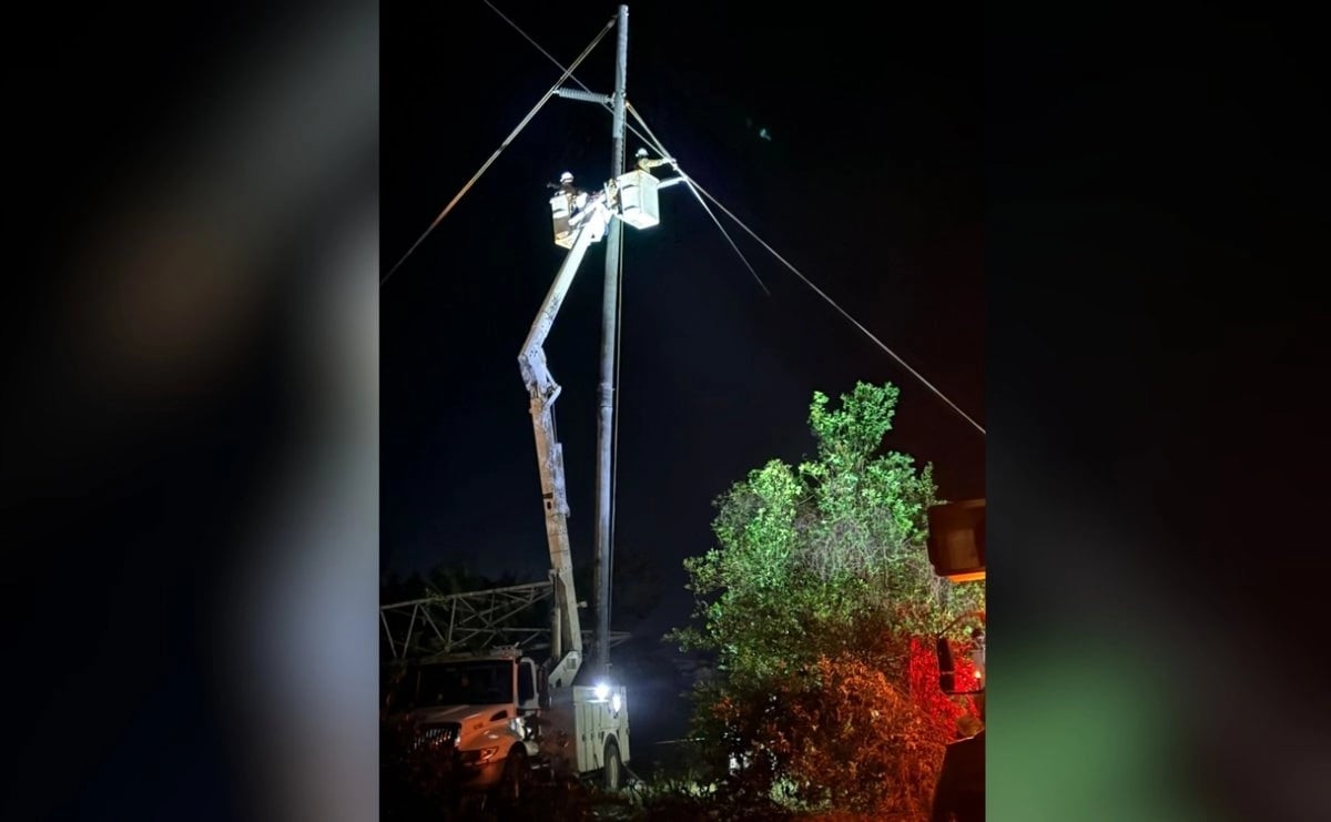CFE restablece suministro de energía tras apagón en municipios del sureste; Yucatán entre los afectados