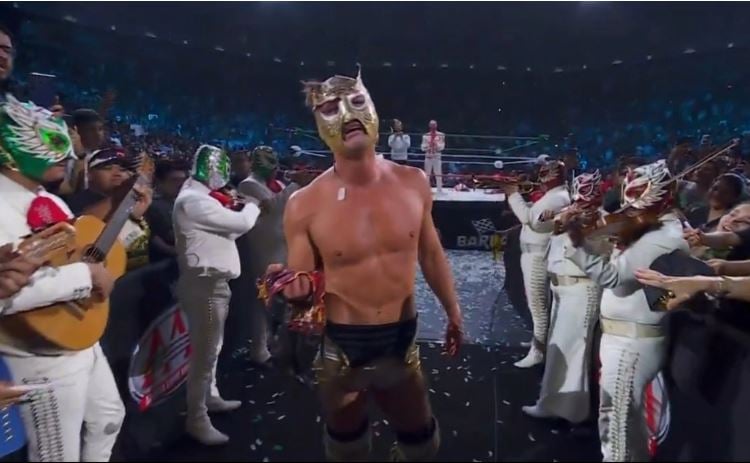 El Grande Americano desenmascara a Chad Gable y consuma su transformación en ídolo mexicano