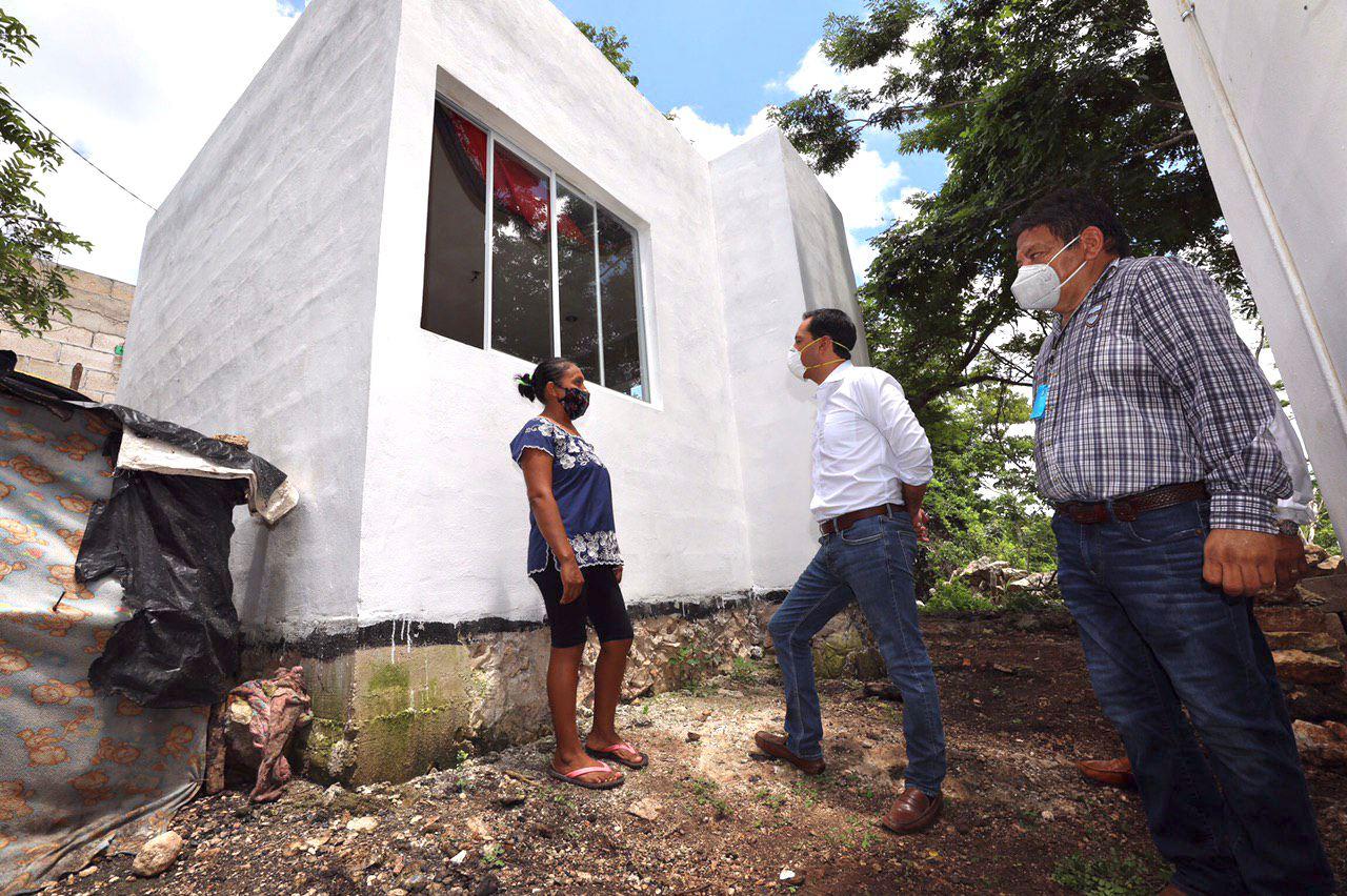 Supervisa Mauricio Vila programas de gobierno en Cuncunul y Chichimilá