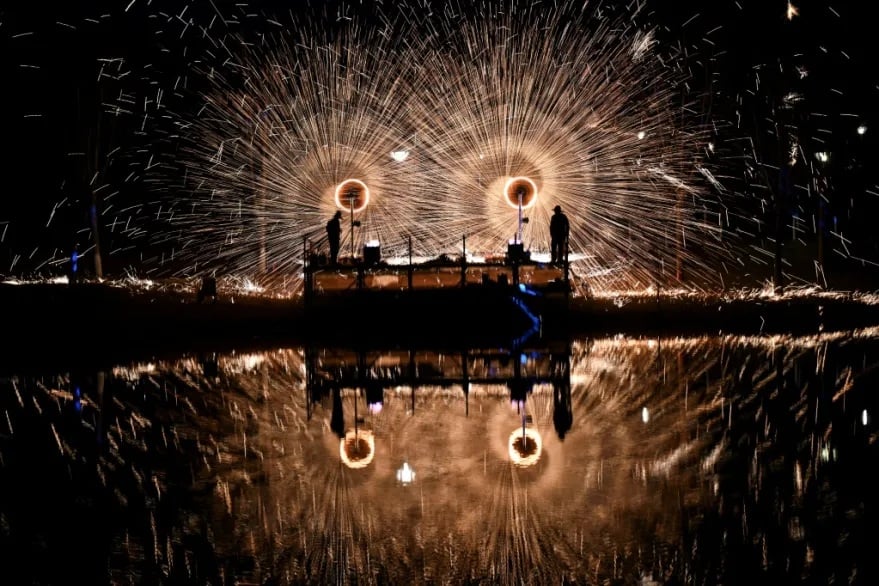 Ocho muertos por la explosión en una tienda de fuegos artificiales en el este de China